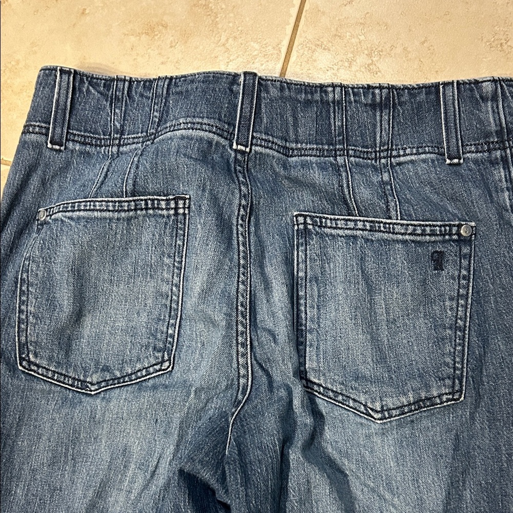 Anthropologie Pilcro Relaxed Fit Denim Jeans - Picture 7 of 7